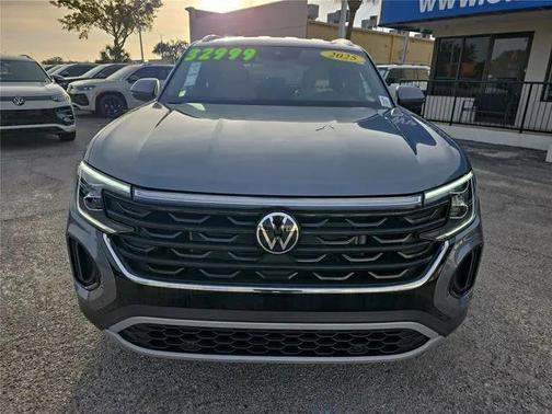 2025 Volkswagen Atlas Cross Sport 2.0T SE