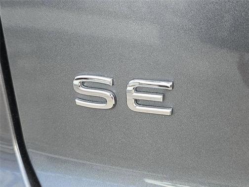 2025 Volkswagen Atlas Cross Sport 2.0T SE