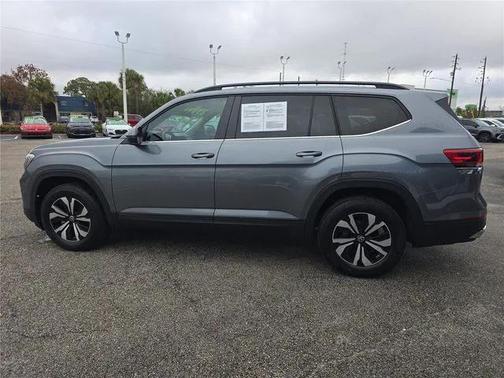 2025 Volkswagen Atlas 2.0T SE
