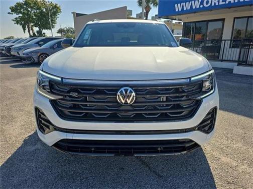 2026 Volkswagen Atlas Cross Sport 2.0T SEL