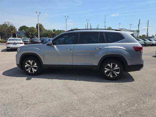 Silver Mist 2026 Volkswagen Atlas 2.0T SE
