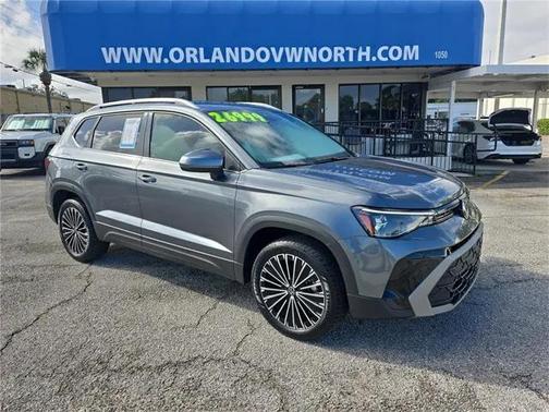 2025 Volkswagen Taos 1.5T SE