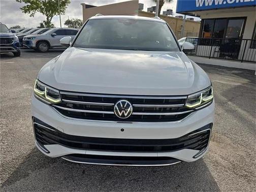 2022 Volkswagen Tiguan 2.0T SEL R-Line 4MOTION