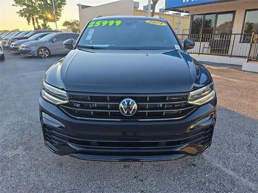 2024 Volkswagen Tiguan 2.0T SE R-Line Black
