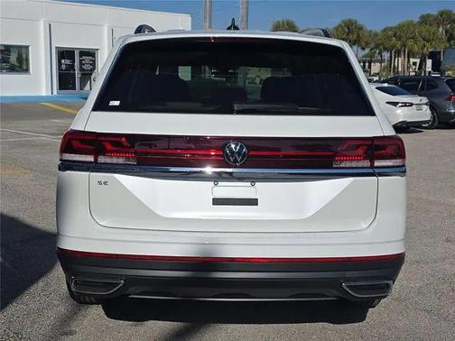 2026 Volkswagen Atlas 2.0T SE