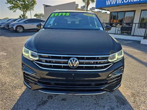 2024 Volkswagen Tiguan 2.0T SEL R-Line 4MOTION