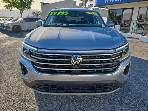 2024 Volkswagen Atlas 2.0T SE w/Technology