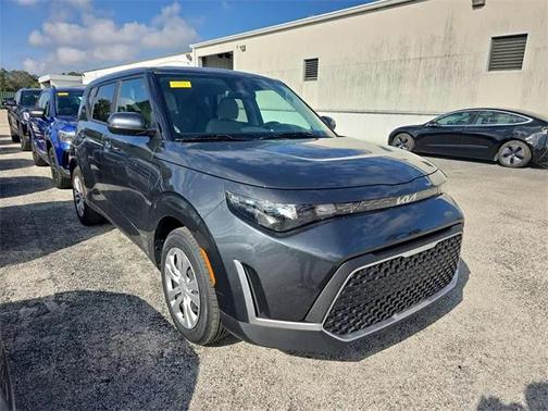 2024 Kia Soul LX