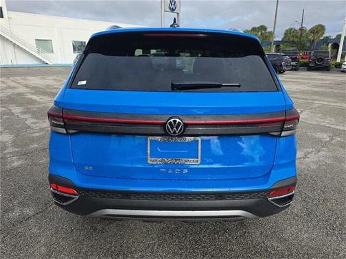 2025 Volkswagen Taos 1.5T SE