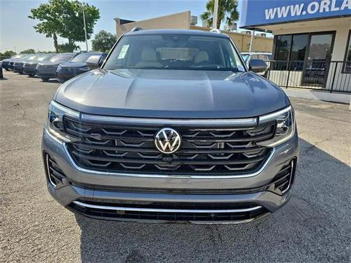 2025 Volkswagen Atlas 2.0T SEL Premium R-Line 4MOTION
