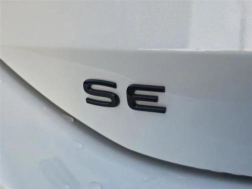 White 2026 Volkswagen Tiguan 2.0T SE R-Line Black