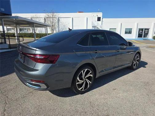 2025 Volkswagen Jetta 1.5T SEL