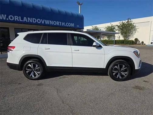 2025 Volkswagen Atlas 2.0T SE