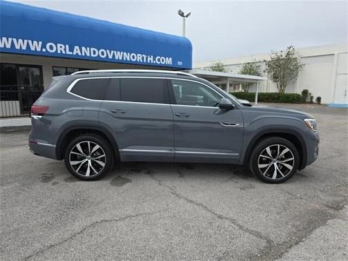 2025 Volkswagen Atlas 2.0T SEL Premium R-Line 4MOTION