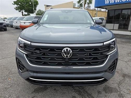2025 Volkswagen Atlas 2.0T SEL Premium R-Line 4MOTION