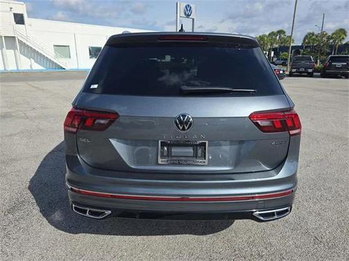 2022 Volkswagen Tiguan 2.0T SEL R-Line 4MOTION