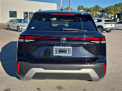 2025 Volkswagen Tiguan 2.0T S