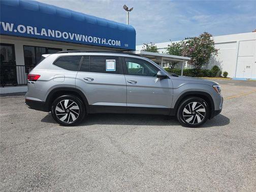 pure gray 2026 Volkswagen Atlas 2.0T SE w/Technology