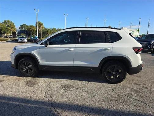 2025 Volkswagen Taos 1.5T S