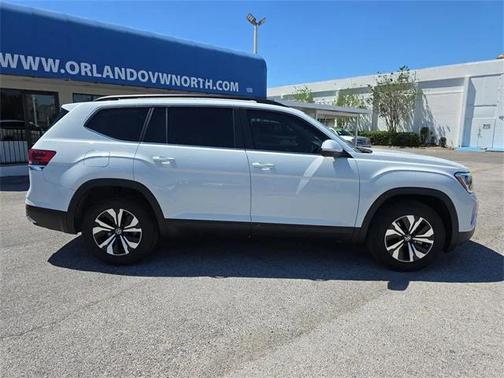 2025 Volkswagen Atlas 2.0T SE