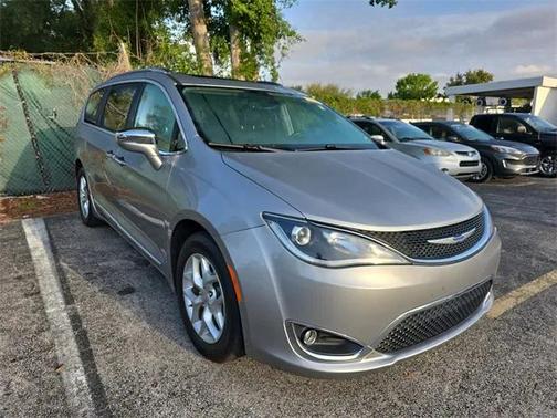 2023 Chrysler Pacifica Hybrid Touring L