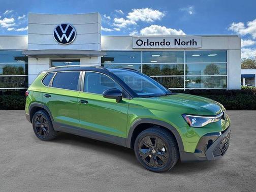 2026 Volkswagen Taos SE Black