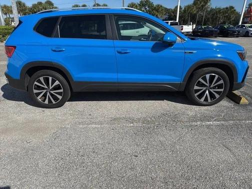 2022 Volkswagen Taos 1.5T SE
