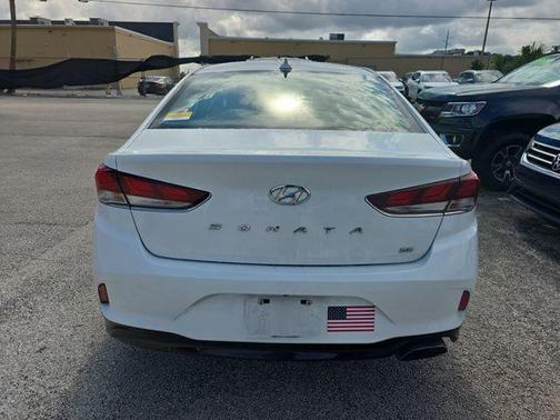 Quartz White Pearl 2019 Hyundai SONATA SE