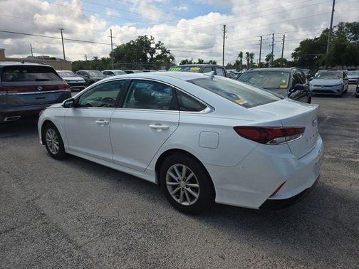 Quartz White Pearl 2019 Hyundai SONATA SE