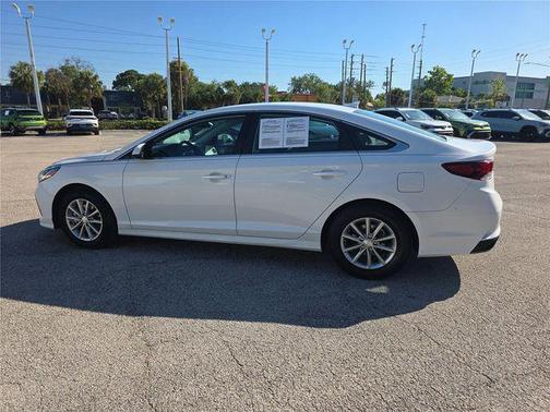 Quartz White Pearl 2019 Hyundai SONATA SE