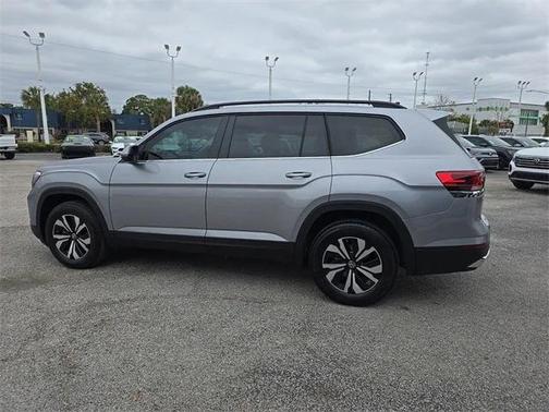 2025 Volkswagen Atlas 2.0T SE