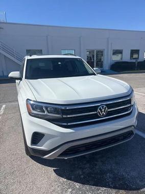 2023 Volkswagen Atlas 3.6L SE w/Technology