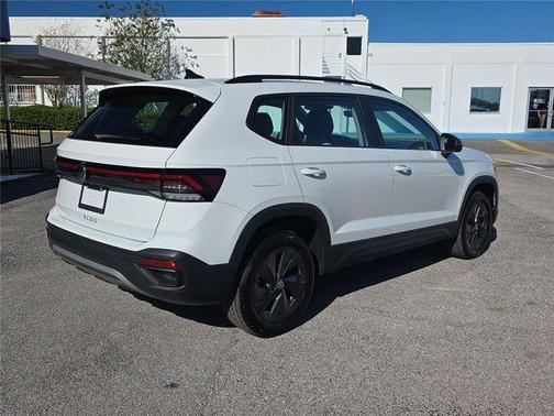 2025 Volkswagen Taos 1.5T S