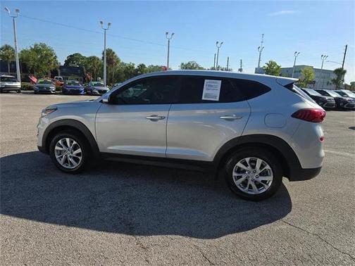 2019 Hyundai TUCSON SE