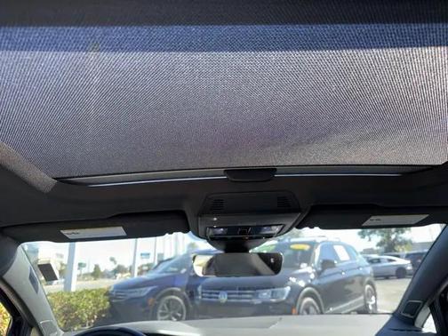 2022 Volkswagen Golf GTI 2.0T SE DSG