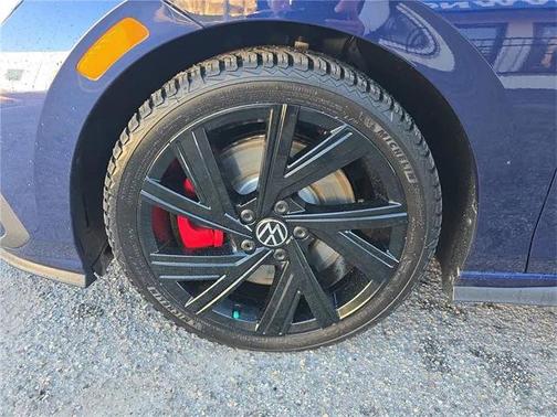 2022 Volkswagen Golf GTI 2.0T SE DSG