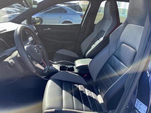 2022 Volkswagen Golf GTI 2.0T SE DSG