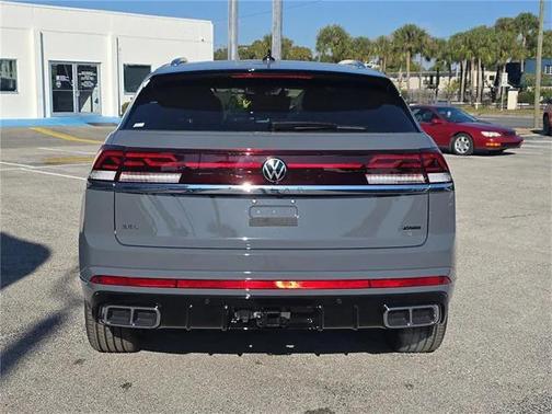 2026 Volkswagen Atlas Cross Sport 2.0T SEL Premium