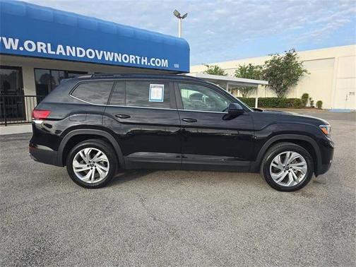 2022 Volkswagen Atlas 3.6L SE w/Technology