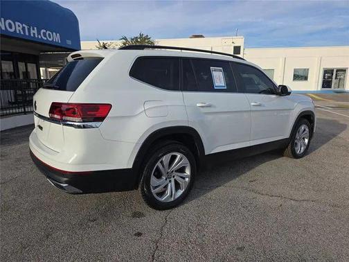 2022 Volkswagen Atlas 2.0T SE w/Technology