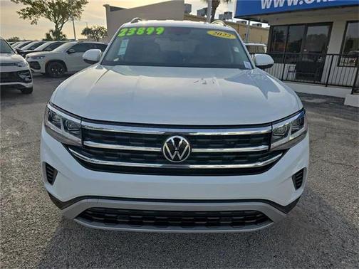 2022 Volkswagen Atlas 2.0T SE w/Technology