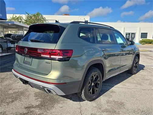 2026 Volkswagen Atlas 2.0T Peak Edition