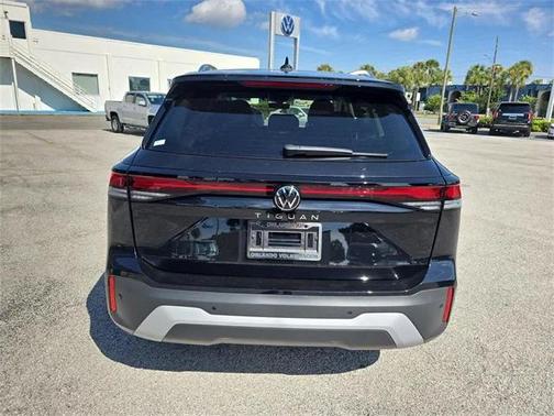 2025 Volkswagen Tiguan 2.0T S