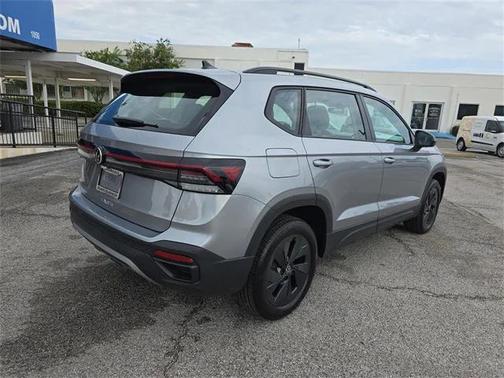 2025 Volkswagen Taos 1.5T S