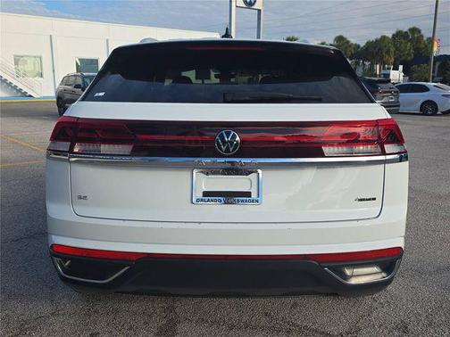 Pure White 2025 Volkswagen Atlas Cross Sport 2.0T SE