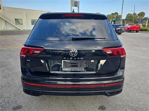 2023 Volkswagen Tiguan 2.0T SE R-Line Black