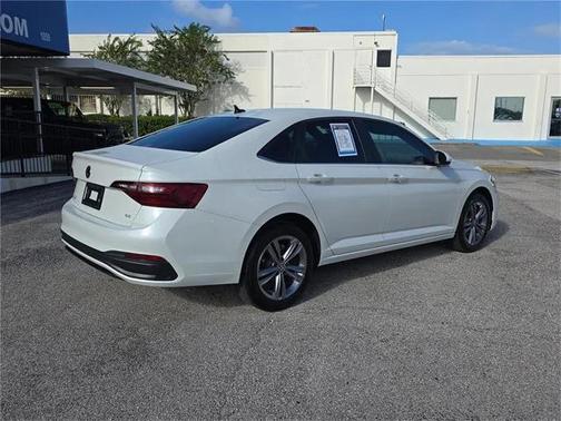 2022 Volkswagen Jetta 1.5T SE