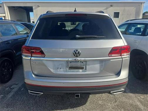 2022 Volkswagen Atlas 3.6L SE w/Technology