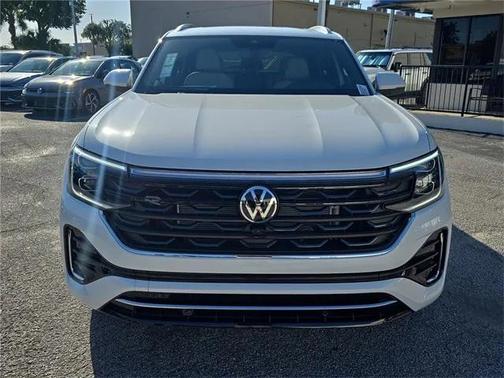 2026 Volkswagen Atlas Cross Sport 2.0T SEL Premium