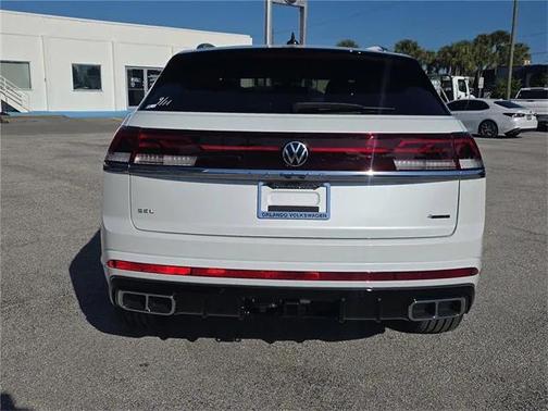 2026 Volkswagen Atlas Cross Sport 2.0T SEL Premium